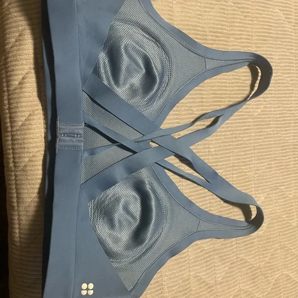 Sweaty Betty large blue bra - Picture 2 of 5